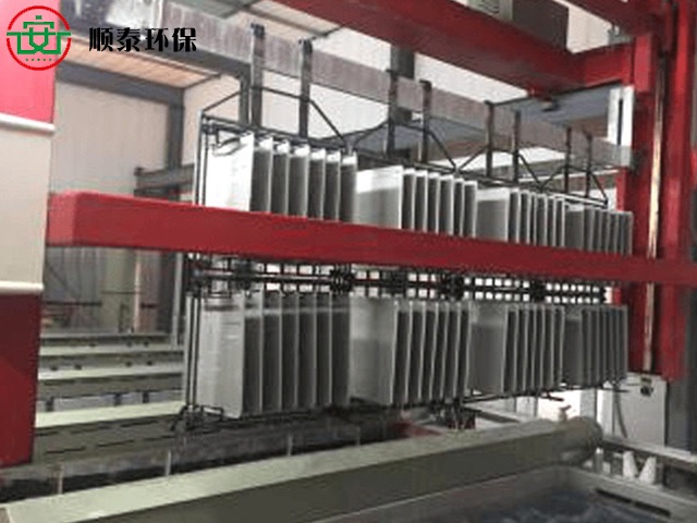 一般是怎么去選擇鍍鋅設(shè)備呢？